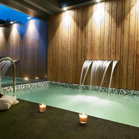 فندق Terra 4*